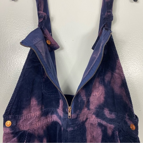 Pilcro Slim Corduroy Overalls Sz 33 - Picture 6 of 11